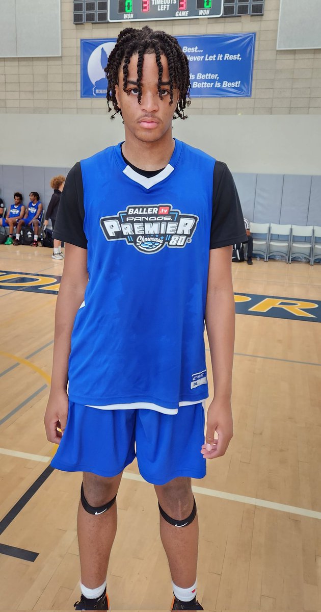 trigonis30's tweet photo. Pangos Premier 80 Notes: 1 of the Rocky Mountain's most underrated 2024s is 6-10 Kyree Polk (Vista Peak/Aurora CO). Strong &amp; burley Big Man with bounce to finish above rim takes up space in paint &amp; is a regular visitor on glass. Played well for PLUTO Prospects at Pangos Sweet 16 https://t.co/TSvKRYaFJz
