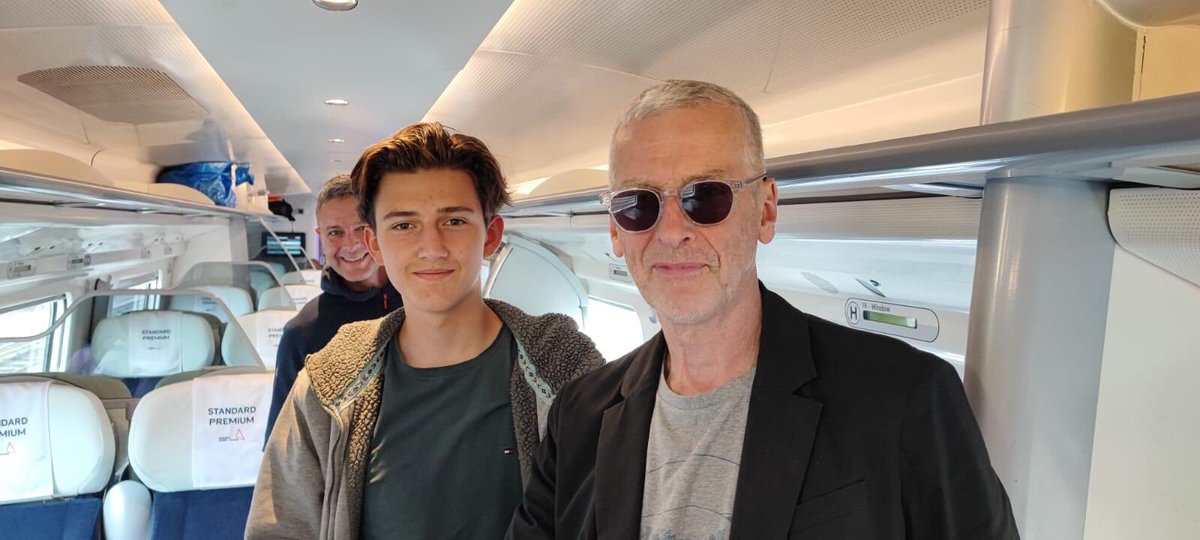brinatello's tweet image. FB’s Justice Desk Africa: AND THEY&apos;RE OFF!! #TeamPower are officially on their way to take on the #ThreePeaksChallenge, all while raising funds for the incredible work of #JusticeDeskAfrica. They even got a chance to meet up with #famous actor and previous #DrWho, #PeterCapaldi!