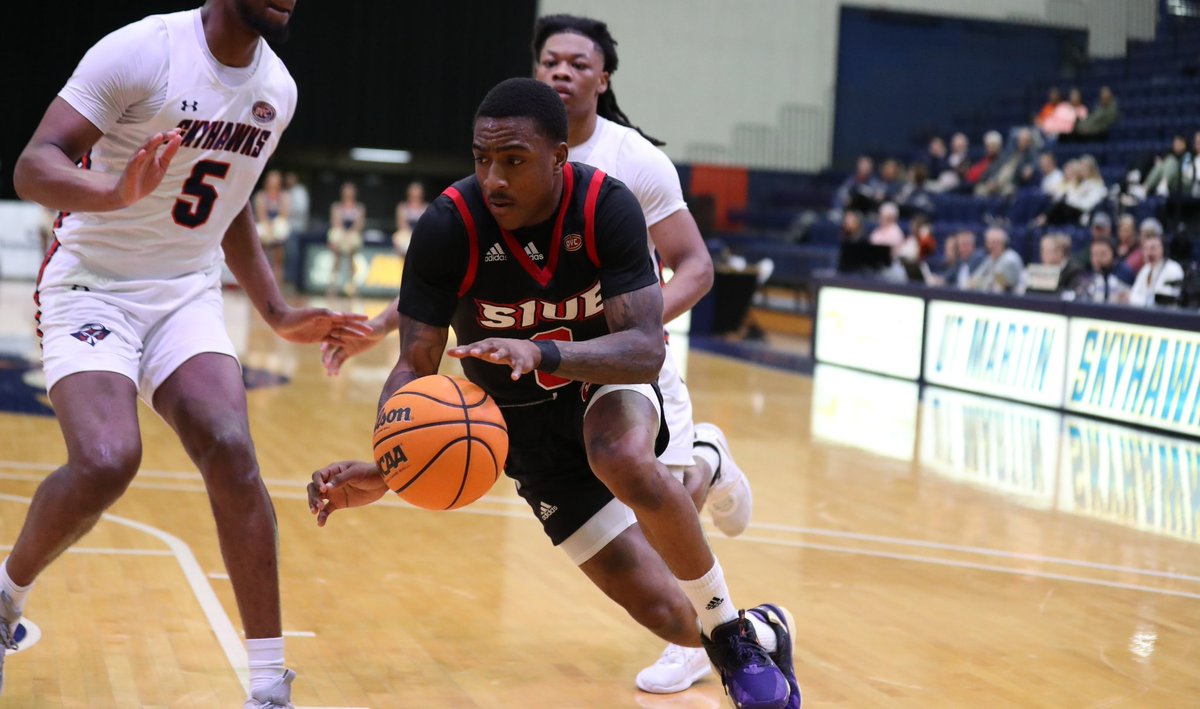 Blessed to receive an offer from Southern Illinois University Edwardsville🙏🏽!  #AGTG #GoCougars