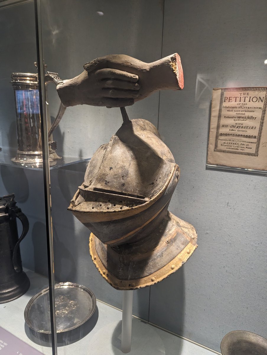 rosiejarvisart's tweet photo. Why spend time making sure your designs look good and believable when you can go to a museum and realise people make the silliest things you've ever seen just because they can https://t.co/xtTzJhrmNo