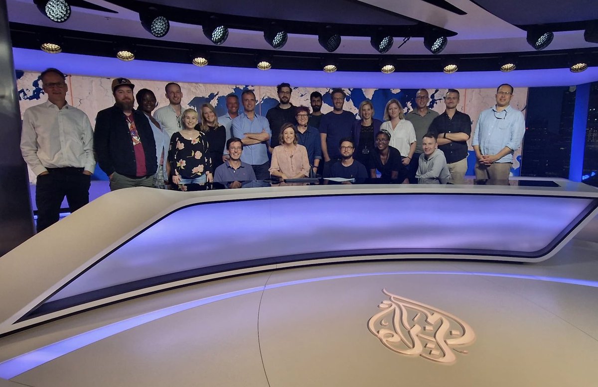 suzannelentini's tweet image. It’s a wrap. We just broadcast the last Al Jazeera news programmes to come from London. It’s all so sad, but I’ve been incredibly lucky to have worked with such a wonderful bunch of people for the last 17 years.