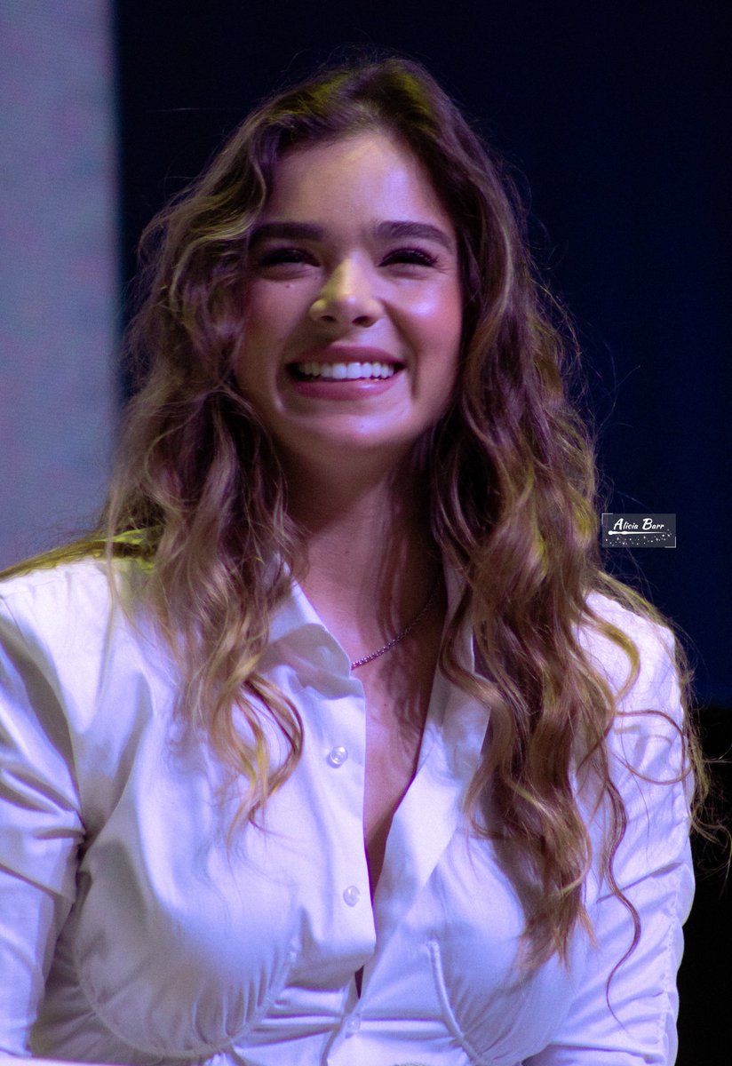 barr_alicia's tweet photo. More Hailee Steinfeld pics
Superhero Con San Antonio 2023
#HaileeSteinfeld #MarvelStudios #Hawkeye #KateBishop #PMXS https://t.co/fAstxvwpUB