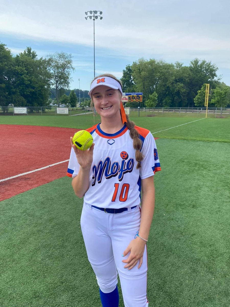 Mojo2024Hughes's tweet photo. Our girls finish up the season in Georgia with a 25-4 record. Congratulations to @js_2024 and @AbigailcStevens with 2 💣 each this past weekend. We are already looking forward to building our Fall Schedule and are excited to see them continue to grow as players. https://t.co/ngdyfbxLHo