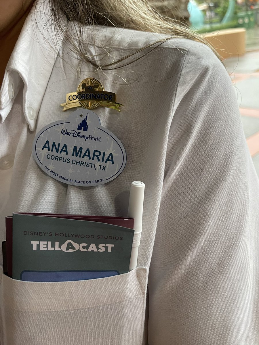 MattLappas's tweet image. Shout out to Ana Maria and Emily at the force singalong at @WaltDisneyWorld @WDWHS thank you for finding my sons @Omnipod5 #CastComplement