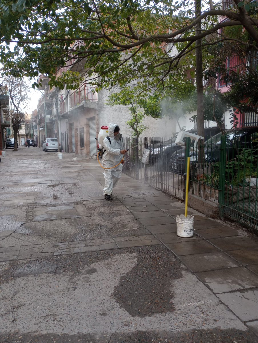 HectorN03153374's tweet photo. #DGGIS
Con la cuadrilla de #Saneamiento en #Barriointa se realizó corte de pasto , fumigación manual y móvil e Hidrolavado desinfeccion
@mrgospedini
@Salas_Gabriel
@Christianwerle1
@MariaMigliore https://t.co/yIrss32mrp