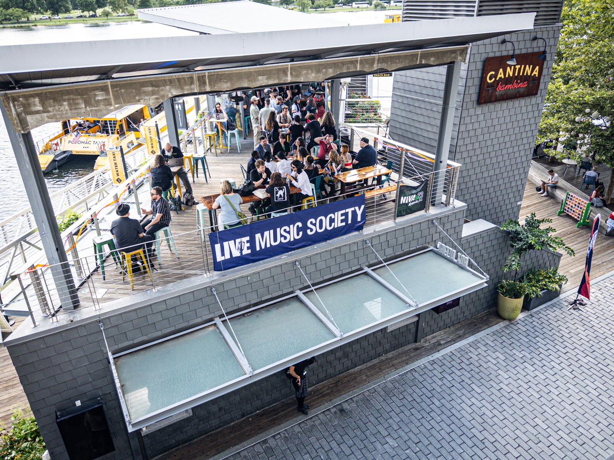 nivassoc's tweet photo. Thanks to everyone that stopped by the Working Lounge at @Cantina_Bambina, sponsored by Live Music Society! 💻

Scenic waterfront views, comfortable seating, and Wi-Fi—what a dream spot for working, relaxing, and networking with fellow attendees. #NIVA23 https://t.co/RjtbUZBJKF