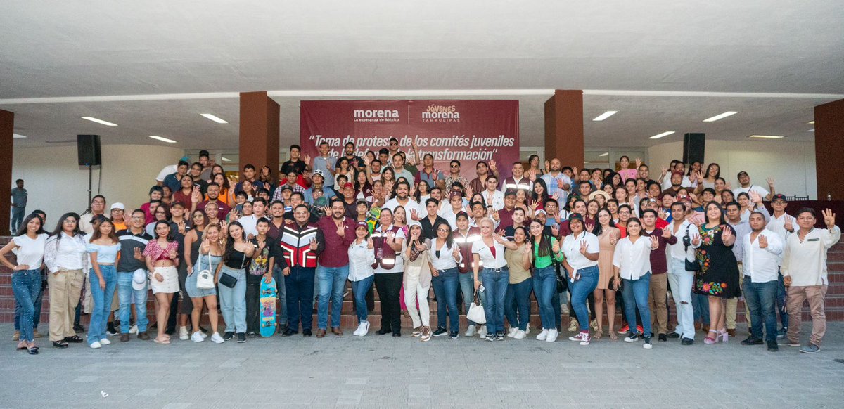 gattasdip's tweet photo. El día ayer Domingo 9 de julio tuvimos el privilegio de presenciar y participar activamente en la Toma de Protesta de los Comités Juveniles de la Defensa de la Transformación en la Plaza de El 8, en compañía de los secretarios del Comité Estatal de Morena Tamaulipas. https://t.co/wXkD4n6ich