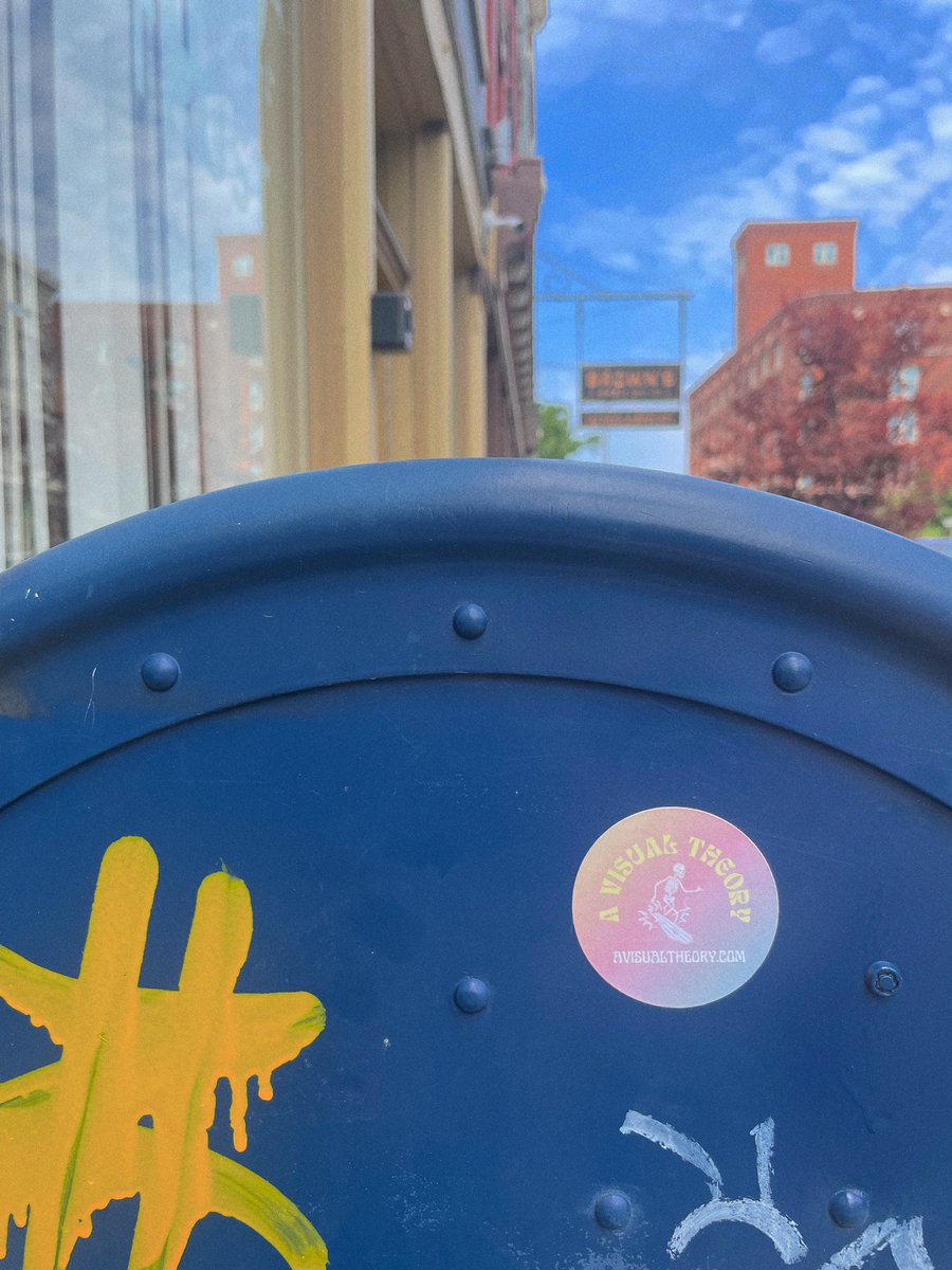 ashaquilo's tweet photo. spotted: troy, ny🤍🌊✨🧚🏻‍♀️ https://t.co/JzLeAAqJDp