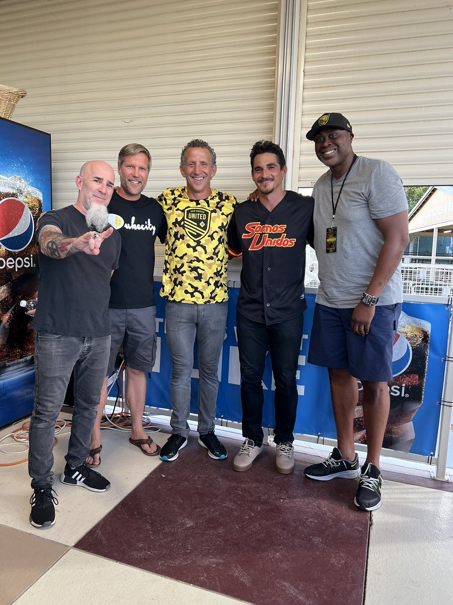 New Mexico United (@newmexicoutd) on Twitter photo The United Deck was popping last weekend 💥 We got to hang out with some of our fave NMU peeps!
🎤 <a href="/Anthrax/">Anthrax</a>’s Scott Ian
🍿 <a href="/WillowShields/">Willow Shields</a>
🏛️ <a href="/MayorKeller/">Mayor Tim Keller</a>
⚽️ <a href="/Big_Dev49/">Devon Sandoval</a>
🏀 <a href="/kennythomasnba/">Kenny Thomas</a>
🫡 El Jefe <a href="/PT4747/">Peter Trevisani</a> The United Deck was popping last weekend 💥 We got to hang out with some of our fave NMU peeps!
🎤 <a href="/Anthrax/">Anthrax</a>’s Scott Ian
🍿 <a href="/WillowShields/">Willow Shields</a>
🏛️ <a href="/MayorKeller/">Mayor Tim Keller</a>
⚽️ <a href="/Big_Dev49/">Devon Sandoval</a>
🏀 <a href="/kennythomasnba/">Kenny Thomas</a>
🫡 El Jefe <a href="/PT4747/">Peter Trevisani</a>