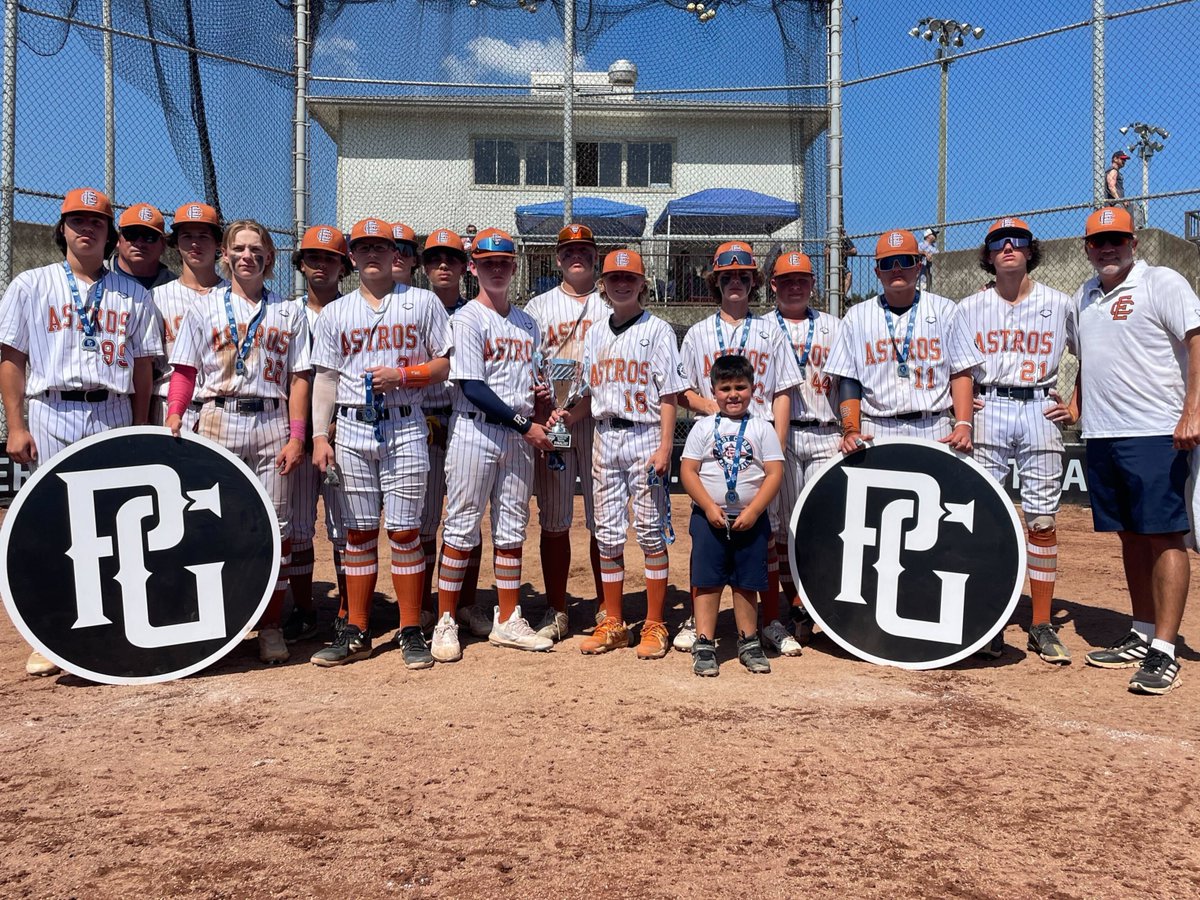 PG_Tourney's tweet photo. 14U PG Super25 National Championship (Open)

🏆Champions: East Coast Ghost Scout 14u
🥈Finalists: East Cobb Astros
🏅MVP: Noah Hynes
🏅MVPitcher: Willie Biggie https://t.co/Ym3ueSnyTV