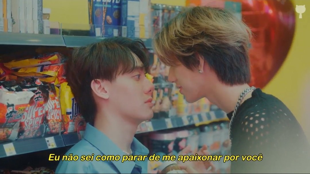 nnikikis's tweet photo. Malandrinho toda hora assusta o coitado do Mon kkkkkkk #LowFrequencyEP1 https://t.co/zltcBVYFUS