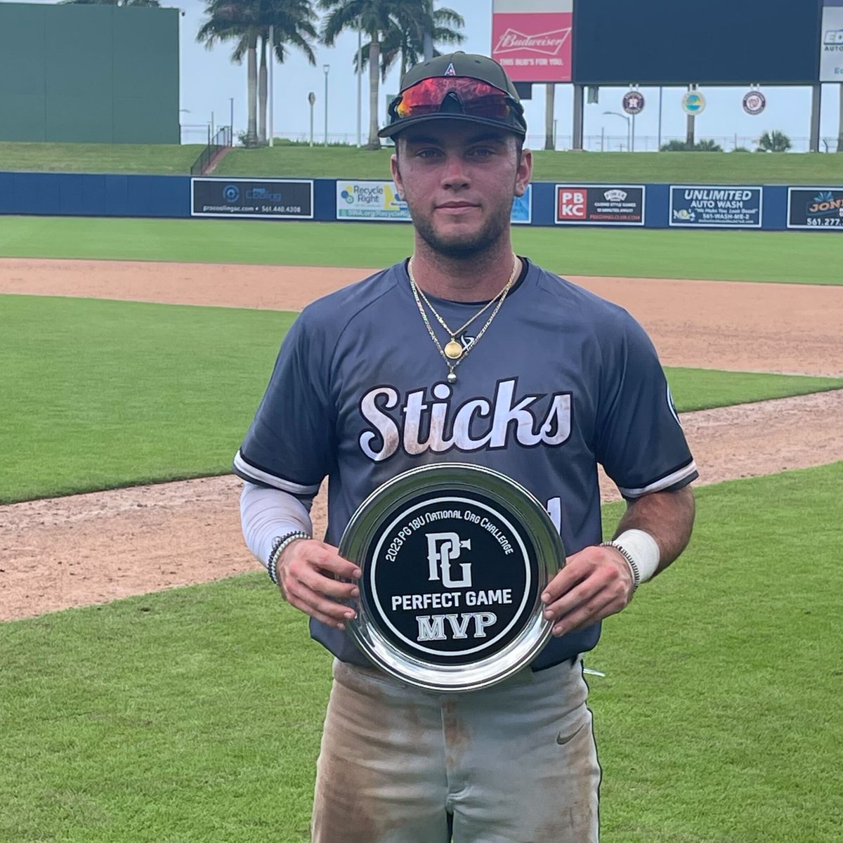 PG 18U National Org Challenge

🏆Champions: 3n2 Sticks Baseball 18U National
🥈Finalists: Baseline Baseball Gray
🏅MVP: Anthony Ruocco
🏅MVPitcher: Jake Meadows (not pictured)