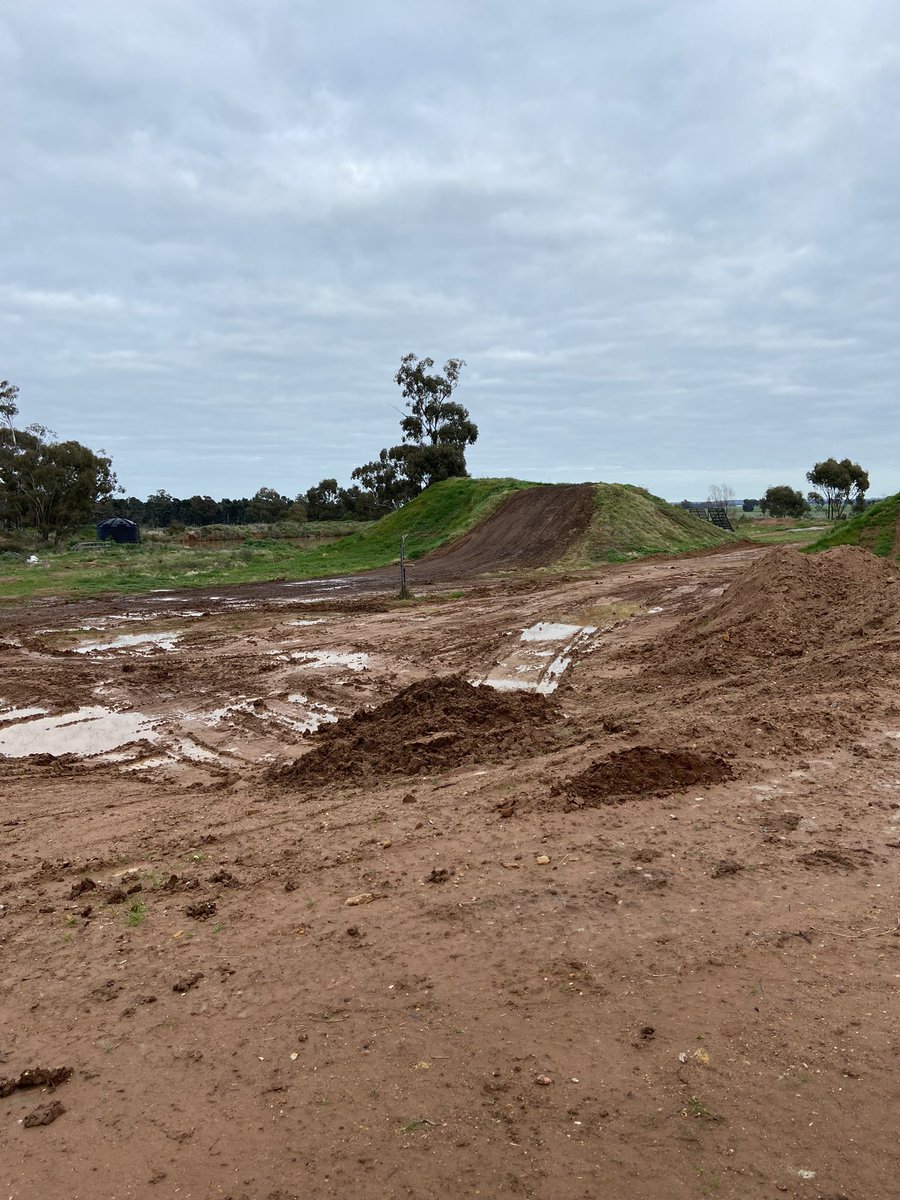 Rain causing havoc for <a href="/XGames/">X Games</a> prep at the moment in Aus 🌧️😓