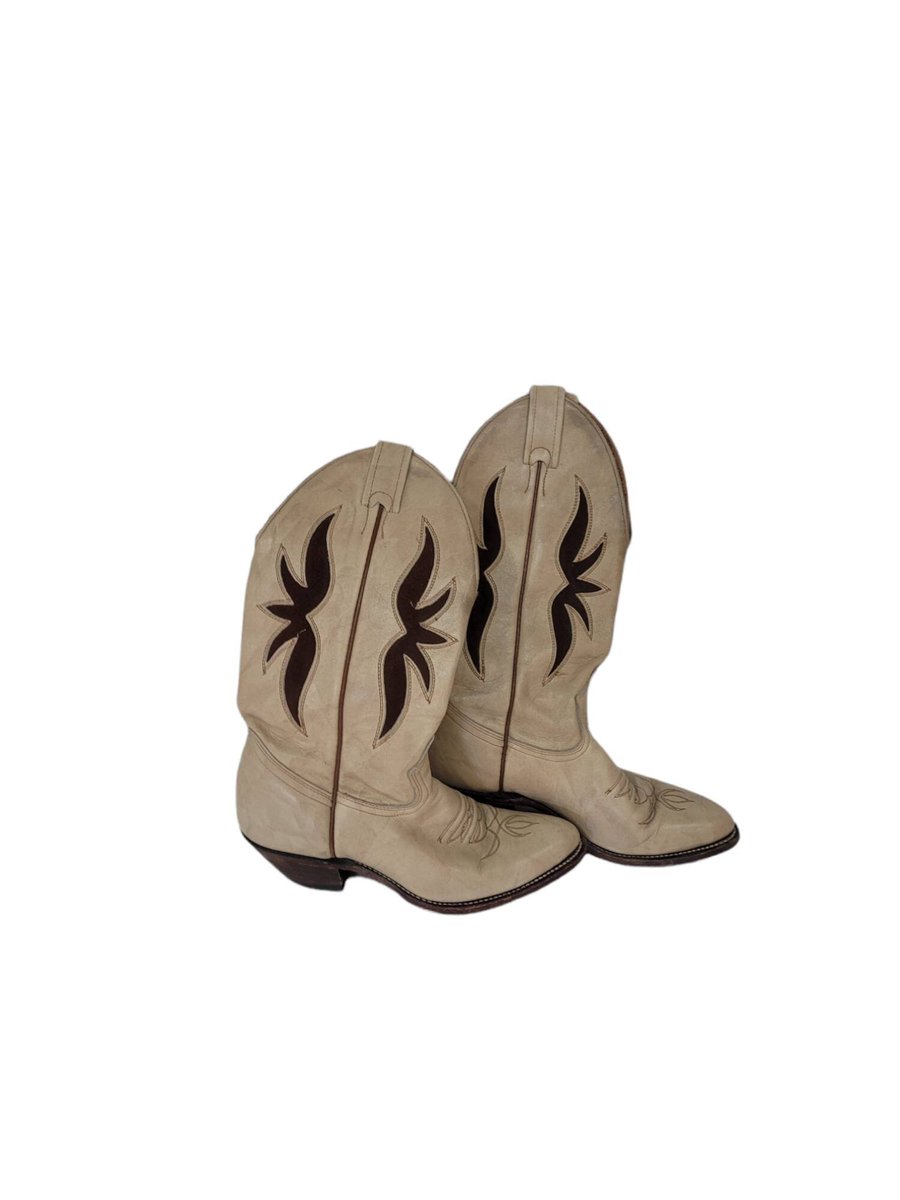 Kitchenconext's tweet image. Pair of ladies cowboy boots western costume genuine leather tuppu.net/70c112f9 #kitchenconnection #Etsy #CowboyBoots