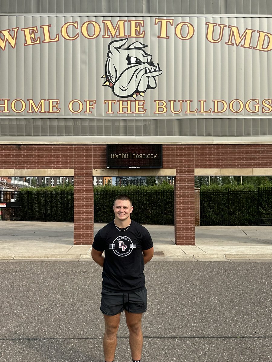 Had a great camp at @UMD_Football today! I learned a lot and got to compete in front of many great coaches! Thank you @CoachStegerUMD and @CoachLukeOlson for the invite!
@CoachBenStrick @CoachPaquet64 @PrepRedzoneWI @MJ_NFLDraft https://t.co/rexlK9Chos