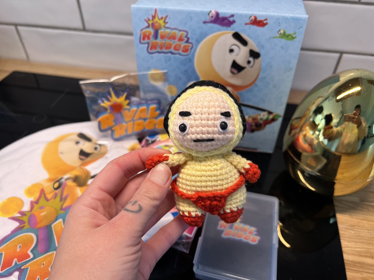 Naysy's tweet photo. Thanks @RivalRides for the package 

This little crochet guy is the greatest https://t.co/NyyJv5Oalw