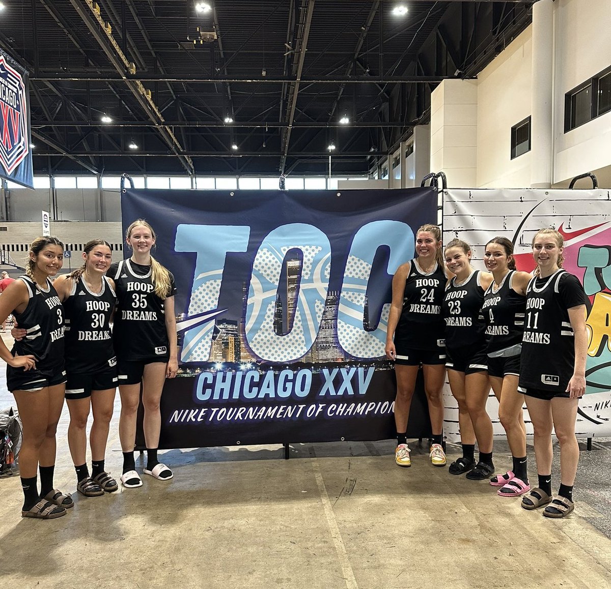 IHDreamsAAU's tweet photo. Nike TOC 2023 is a wrap. We won some and lost some, and we're grateful for the opportunity to compete and get better. Always enjoy the Chicago experience. On to the next one. #IHD🏀💪🏽 https://t.co/JlpTGFK0jH