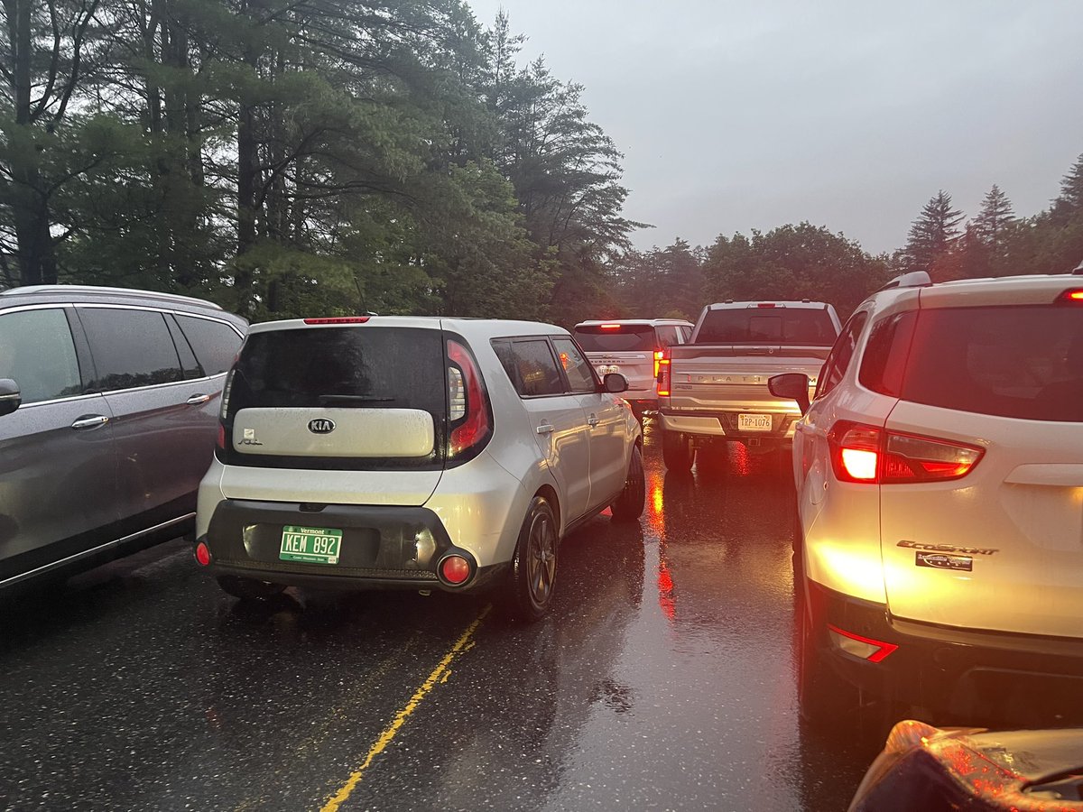 tinaguess11's tweet photo. Absolutely DO NOT drive south of Montpelier — and definitely don’t attempt to drive north of it tonight. I-89 completely closed, all possible routes through backroads impassable. STOP driving in the oncoming lane thinking you’ll bypass the traffic. YOU ARE ENDANGERING LIVES. https://t.co/WPE3PA78hY