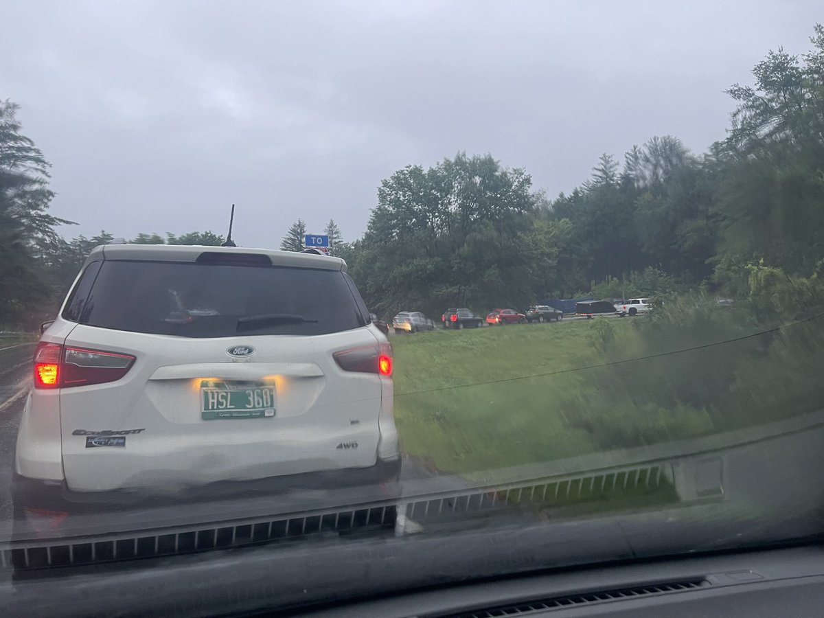 tinaguess11's tweet photo. Absolutely DO NOT drive south of Montpelier — and definitely don’t attempt to drive north of it tonight. I-89 completely closed, all possible routes through backroads impassable. STOP driving in the oncoming lane thinking you’ll bypass the traffic. YOU ARE ENDANGERING LIVES. https://t.co/WPE3PA78hY