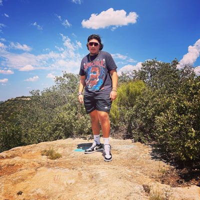 derek tweet media