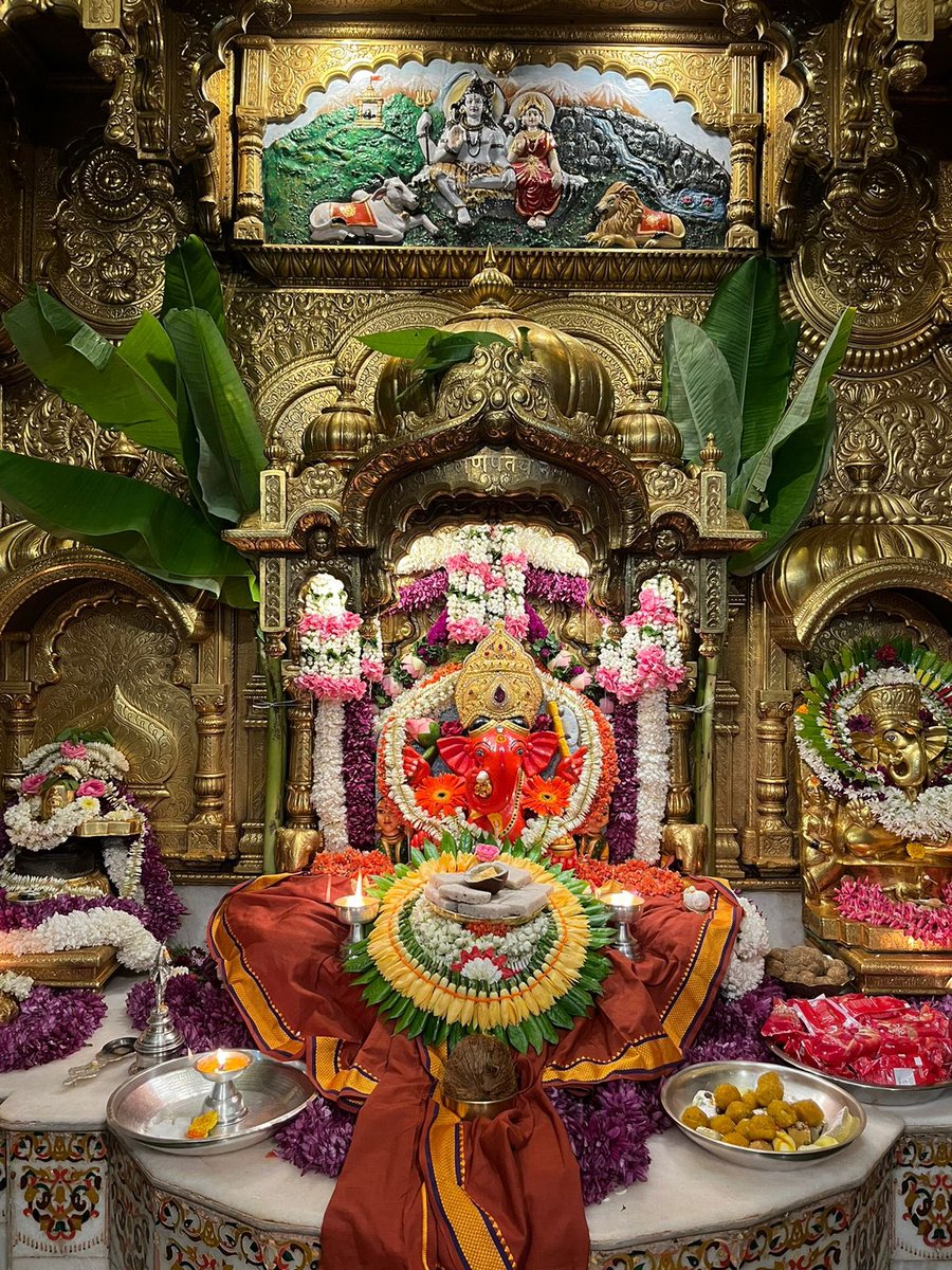 SVTMumbai's tweet photo. 🙏 गणपती  बाप्पा मोरया 🌺मंगलमूर्ती मोरया 🙏११/०७/२०२३ 
🙏Ganapati Bappa Moraya 🌺 Mangalmurti Moraya  🙏11/07/2023 https://t.co/P2XNuP3Dmg