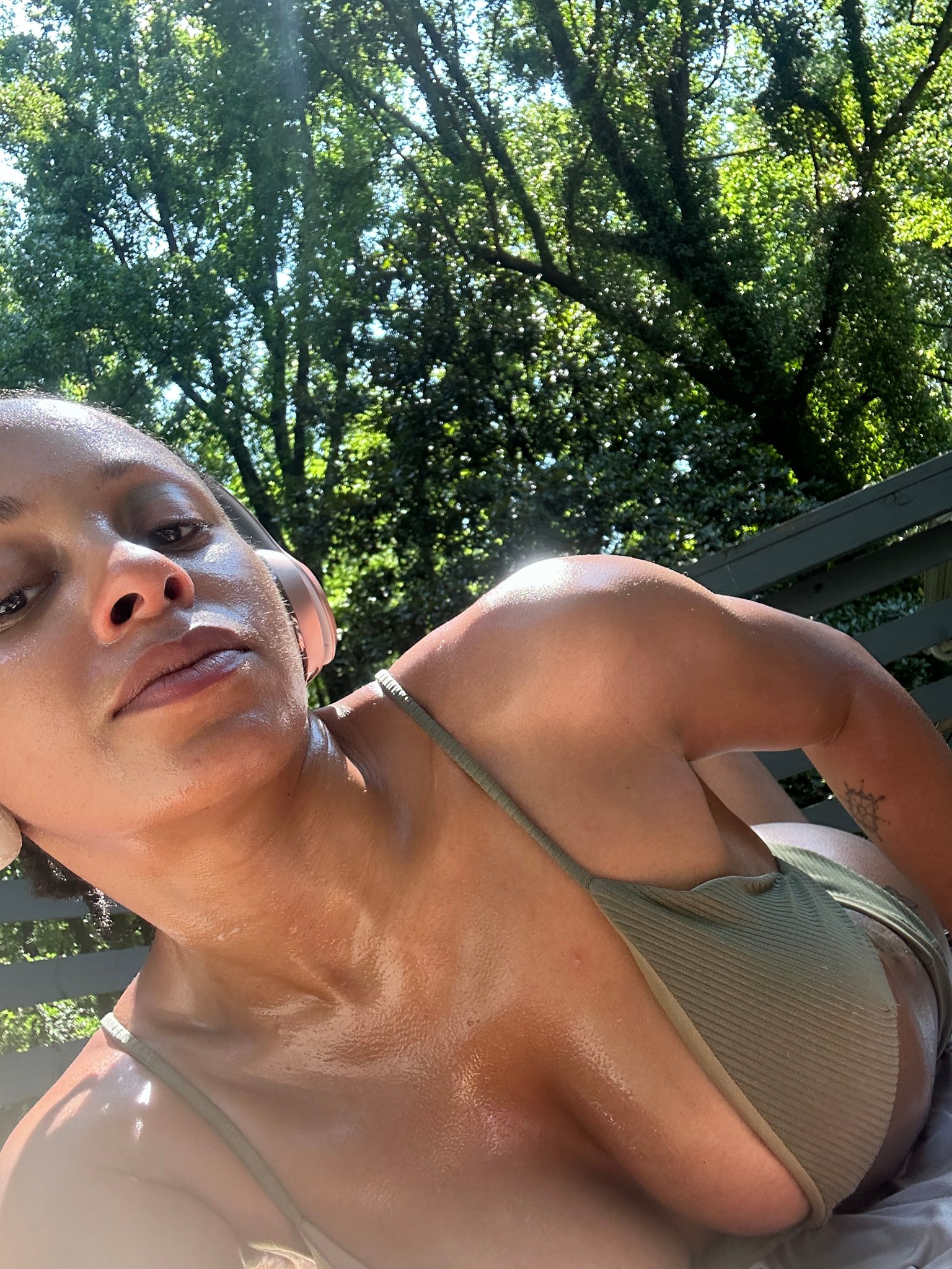 I have something new and sizzling hot for you! 🔥 https://t.co/J7FFlIVR5C https://t.co/X2lHZpR9XG