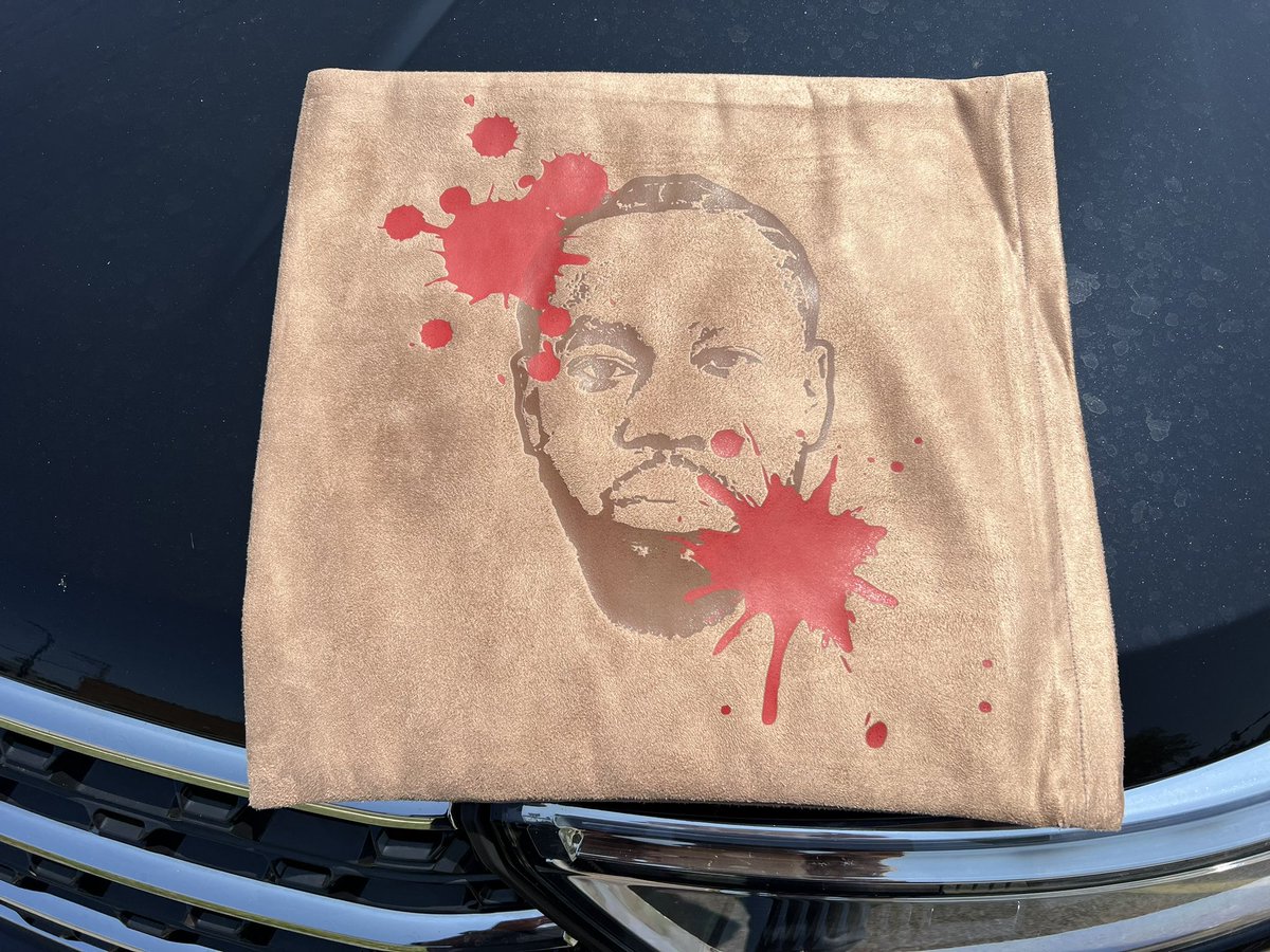 GAWDemcee's tweet image. 🗣️DID THE VINYL COME IN YET?!

Get your copy of IAMGAWD &amp;amp; Clypto “Bloodstained Suede” on vinyl today! Limited supplies available via @FiltheRecords and @nxmedixcrechi 

nxmedixcre.bandcamp.com/merch

#IAMGAWD🎤👑 #NXBAHZXFF #DOEMFILTHĒ #NXMEDIXCRE #CHICAGONEVER4GOTHOW2RAP