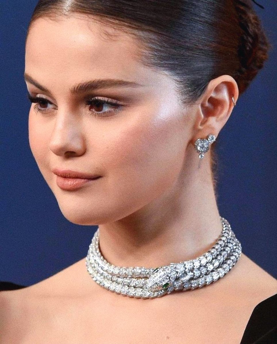 fetishxsel's tweet image. ✮