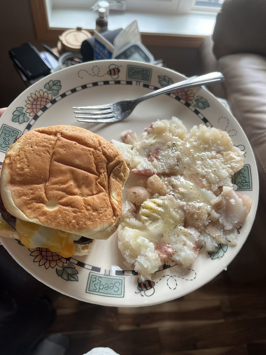 WheatGeerJJ's tweet image. 2023 fresh spud meal #2. 
#numnum