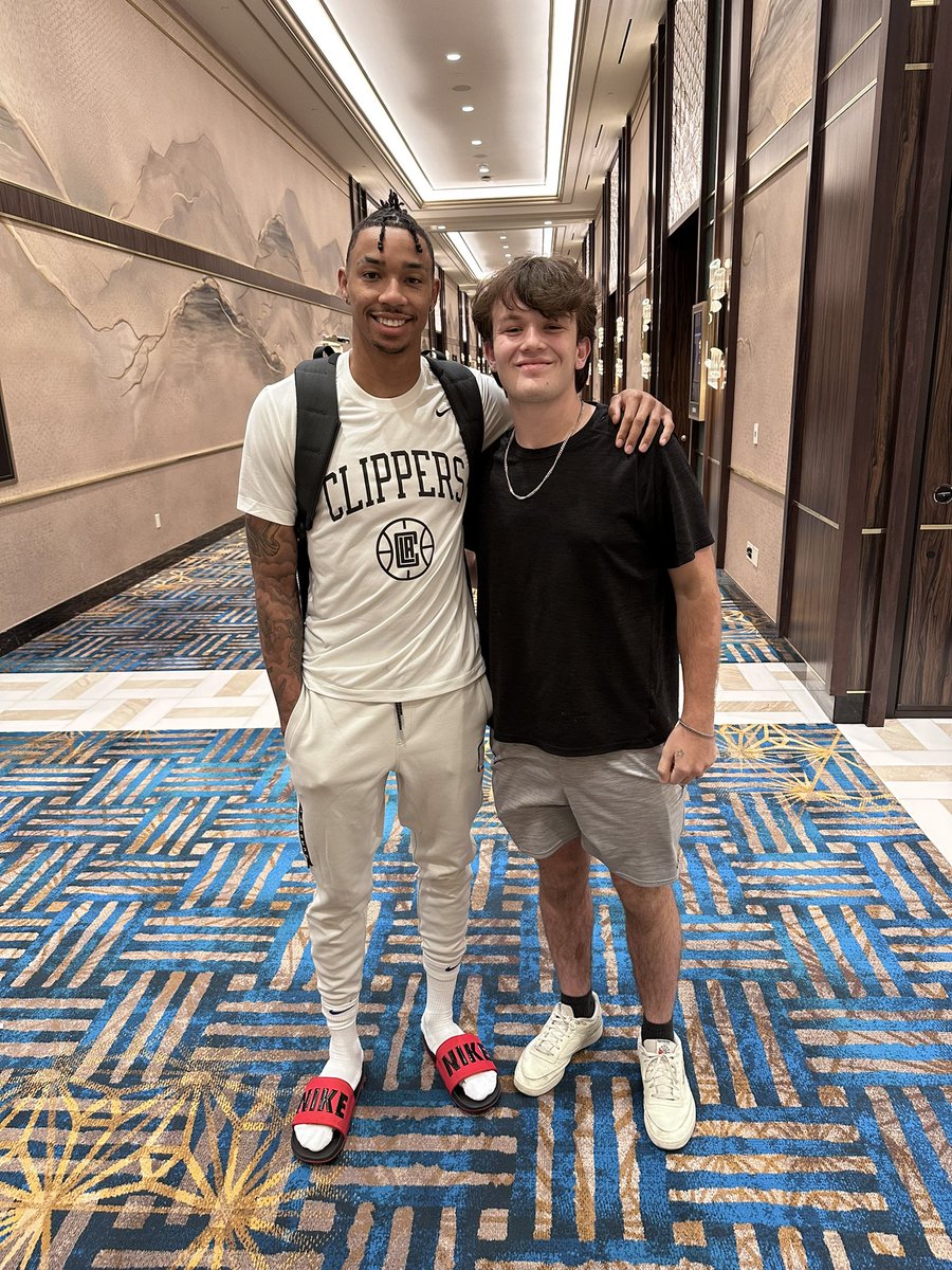 LoyalClipperFan's tweet photo. Both clips rooks https://t.co/MyqaoR1rMy