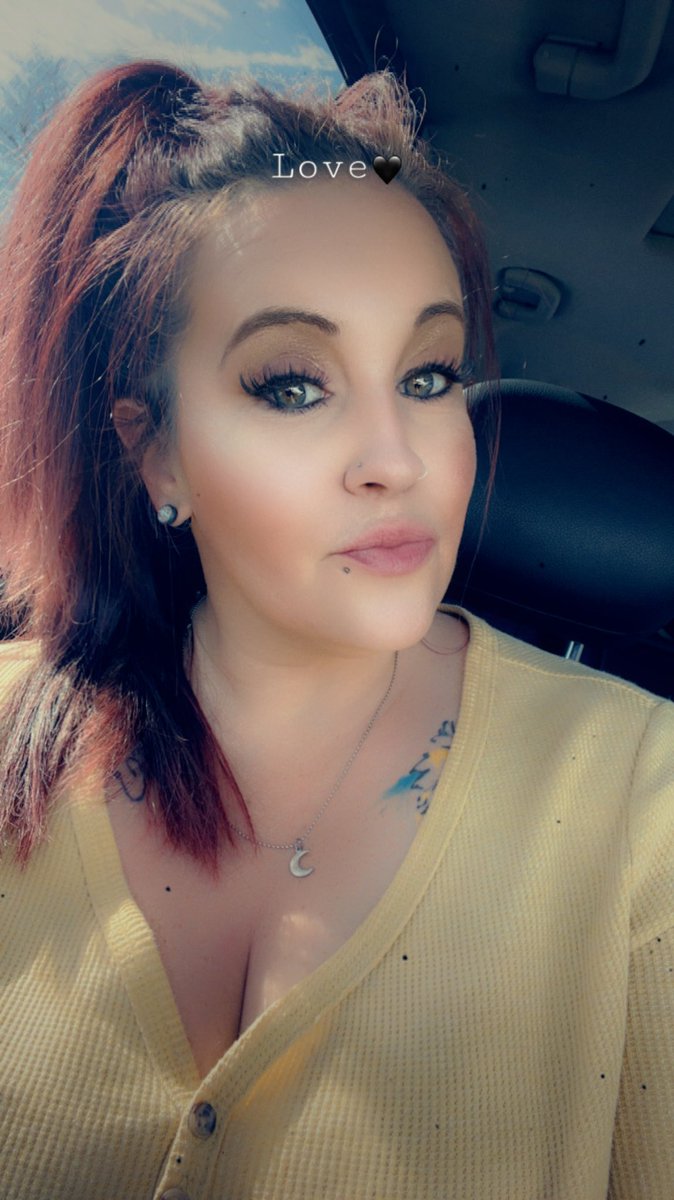 sashathegoddess❤️ tweet media