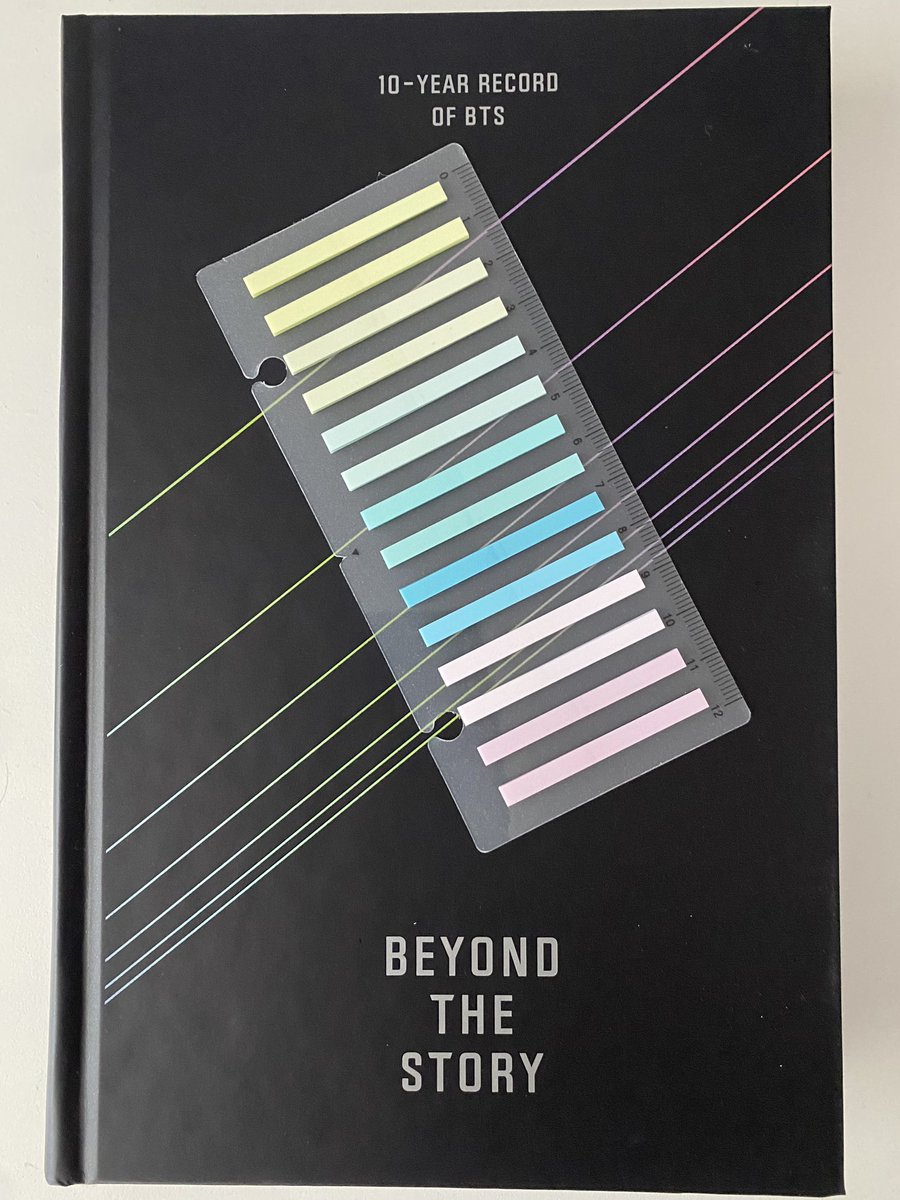 iknowmel's tweet photo. do you think this is enough tabs to annotate this book? 😆 

#BEYOND_THE_STORY https://t.co/i7wEMuISFc