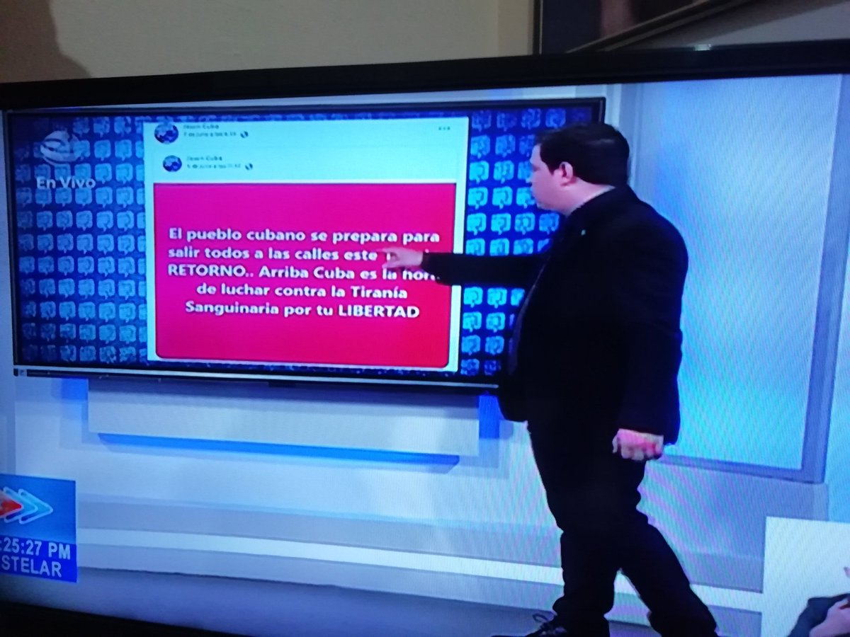 minint_cuba's tweet photo. Reclutamientos en redes sociales digitales desde EEUU para realizar acciones terroristas en #Cuba La verdad y los mercenarios al desnudo en el Estelar #ConLaFuerzaDelPueblo https://t.co/h56fcWIaBh