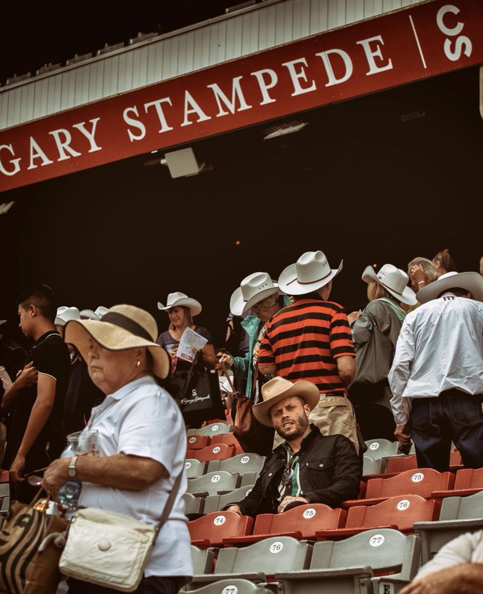 CharleyCrockett's tweet photo. A dream realized @calgarystampede 
📸: Bobby Cochran https://t.co/LApfeB2Rtr