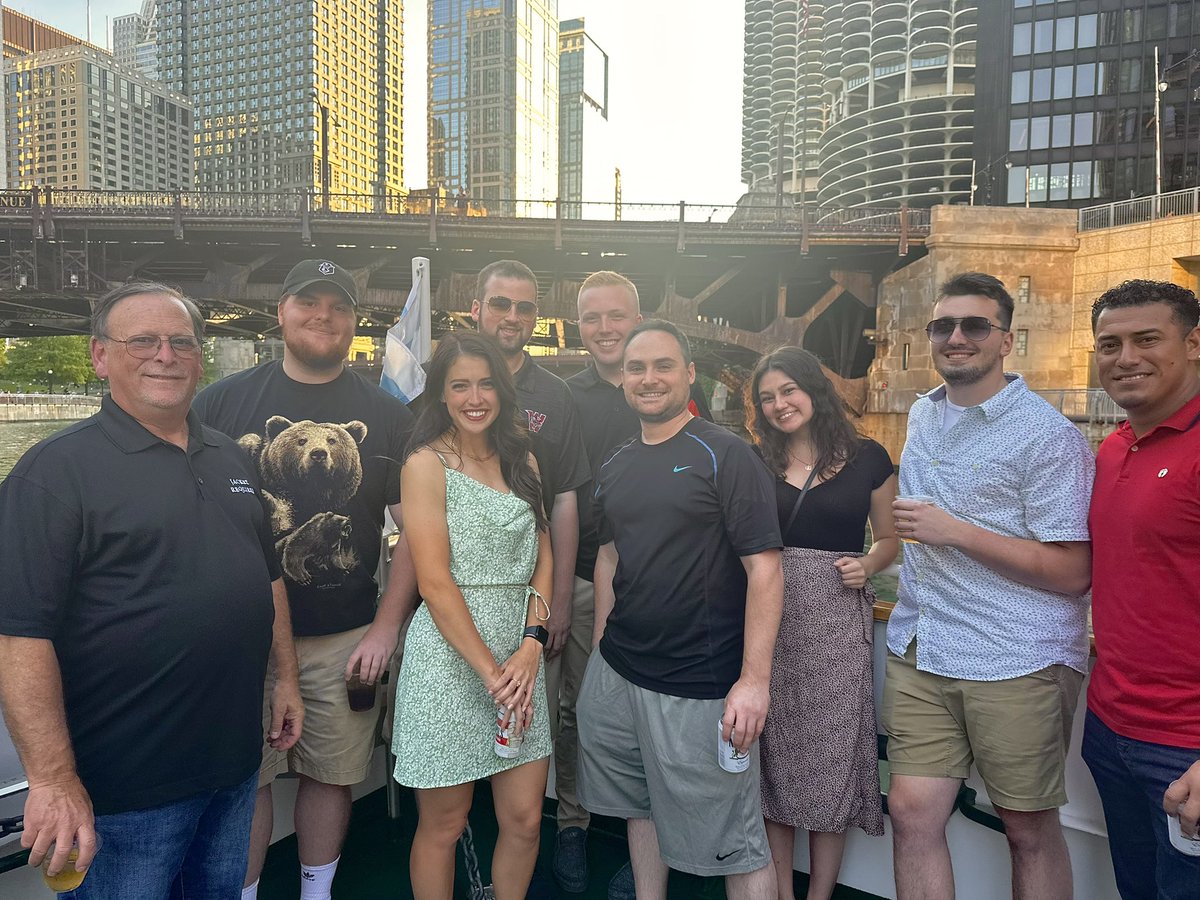 WashWildThings's tweet photo. Chicago. We’re here 🌬️ 🕯️.

#WeMakeForeverFans https://t.co/bkh1GBgmFn