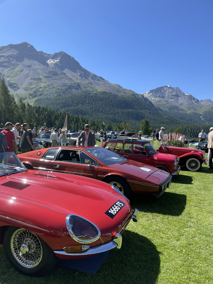JamesWSquire's tweet image. Allegra!

A pleasure to represent the UK on the judging panel for the 29th British Classic Car Meeting in beautiful Engandin. 

Fantastic to celebrate enduring 🇬🇧-🇨🇭links, meet participants in  ‘Oldtimer-Rallye’ &amp;amp; hear about their passion for British design &amp;amp; engineering. #BCCM