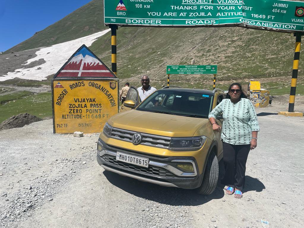 We are looking for a family of 4 
Dhiren Vira, Sunita, Shubham, Kirna

They were on a Road trip to Leh from Mumbai last contact was on Sunday evening 9:00 PM when they were about 4kms before ATAL Tunnel

Car details
VW TAIGUN YELLOW COLOR 
MH 01 DT 8615

RT &amp; help find them🙏