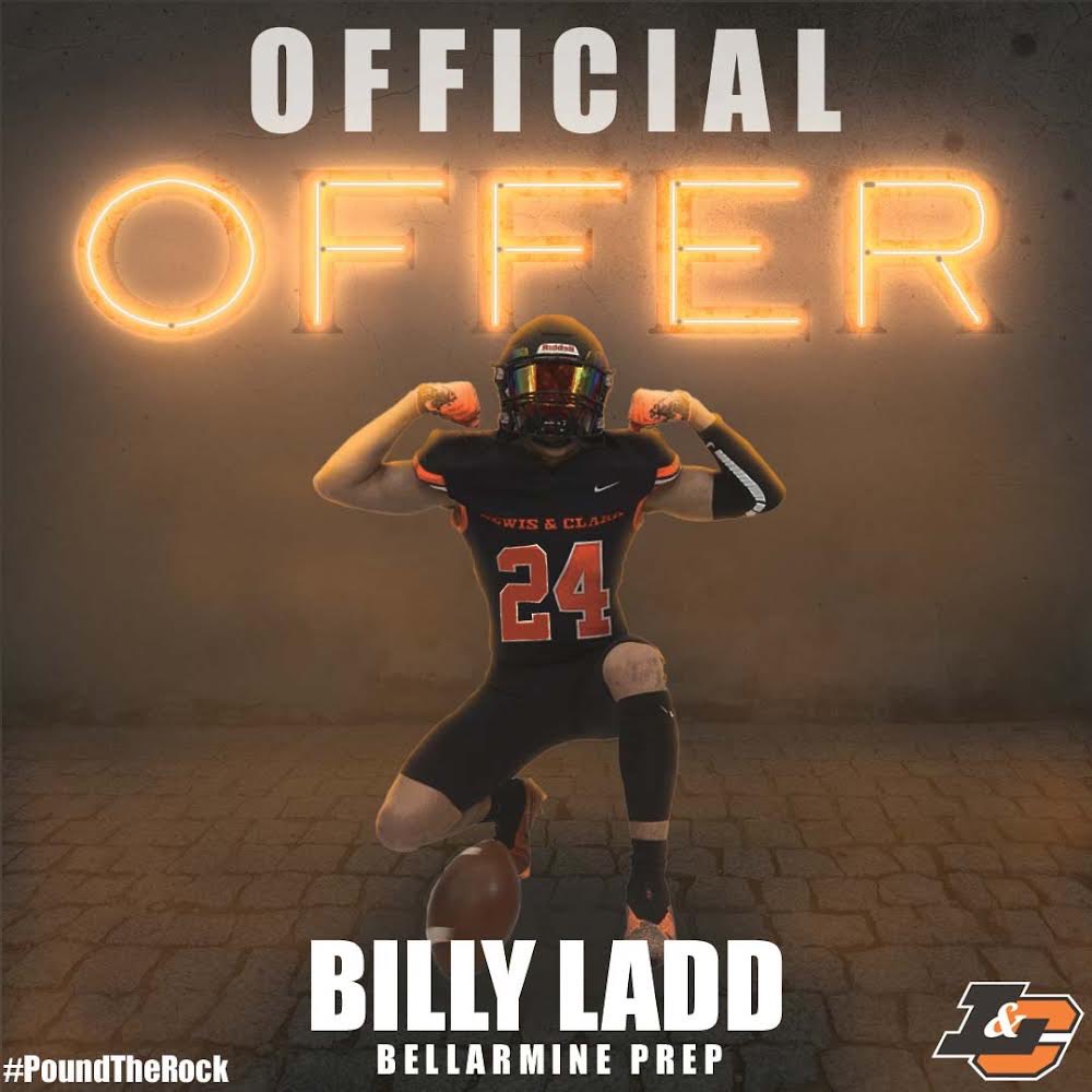 BillyLadd1's tweet photo. After a great conversation with @CoachMachadojr, I am very grateful to have recieved my first offer from Lewis and Clark!! @Coach_DanFields @bcpfootball @BrandonHuffman https://t.co/PoeesfIdon