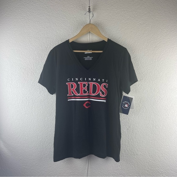 GROD7615's tweet photo. So good I had to share! Check out all the items I'm loving on @Poshmarkapp from @shesabettie @MariaRu74239807 #poshmark #fashion #style #shopmycloset #genuinemerchandise #reebok: https://t.co/VG9sisaHiG https://t.co/mKi94h1kxq