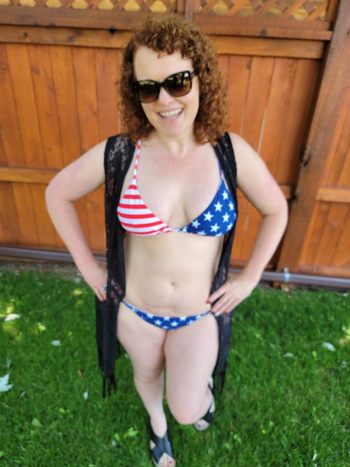 Sunday funday was wonderful.  I hung out with friends but then I was exhausted after all the fun.  🤪 https://t<a href="/tag/bikini"class="tags"><span>#bikini</span></a><a href="/tag/sundayfunday"class="tags"><span>#sundayfunday</span></a><a href="/tag/milf"class="tags"><span>#milf</span></a><a href="/tag/americanflag"class="tags"><span>#americanflag</span></a>