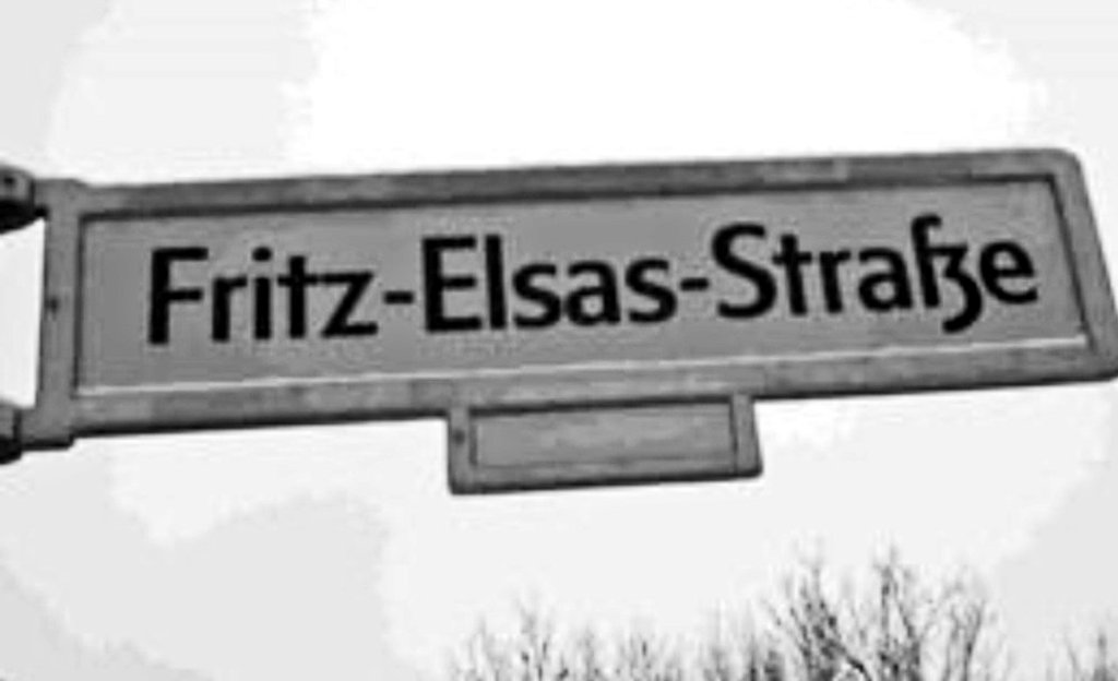 Letnapark's tweet photo. BERLIN GESCHICHTE
#Antifa

Fritz #Elsas *11.7.1890 Cannstatt - 4.1.1945 KZ #Sachsenhausen, erschossen.
Politiker, linker Bürgermeister Berlin, Jude; nach Absetzung Widerstandskämpfer gg. #NS, immer wieder verhaftet &amp; gefoltert.
 
[Patschkauer Weg 41, B-Lfd.] https://t.co/8eKsFusrpr
