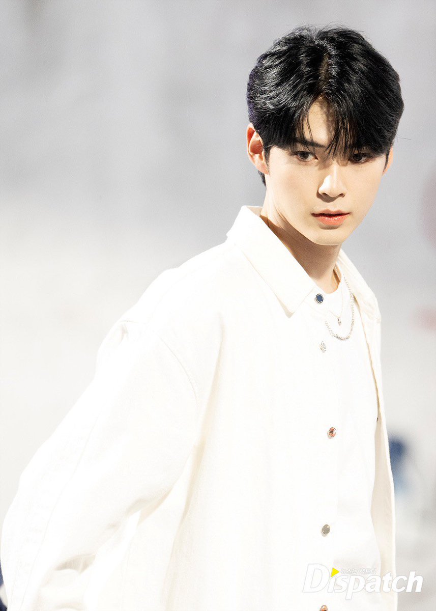 For_SungHanbin's tweet photo. Sung Hanbin Behind MV Photo on Dispatch thread

#SUNGHANBIN #성한빈 #ソンハンビン https://t.co/zDHQtU4Zed