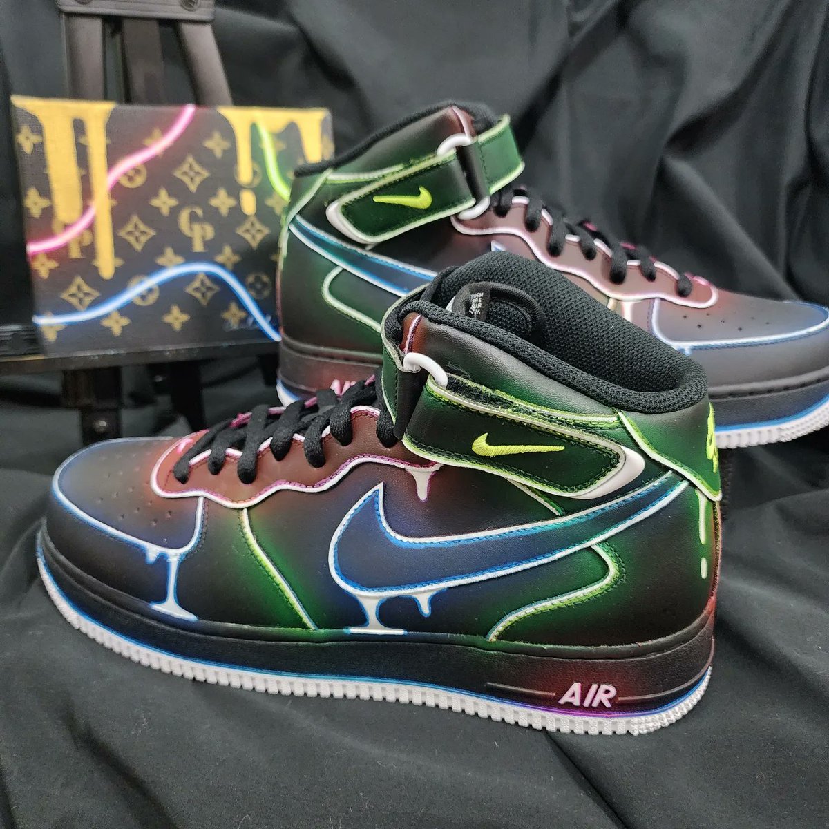ColabPAINT's tweet photo. ネオンペイント
#NIKE #AIRFORCE1 #DUNK #AIRJORDAN #colabpaint #カスタムペイントスニーカー #スニーカーペイント #スニーカーカスタム #カスタムスニーカー #沖縄
#angeluspaint #angelusdirect
#エアブラシ #customkicks #customshoes #sneakerspaint #sneakercustoms #streetfashion https://t.co/dyZHS748QB