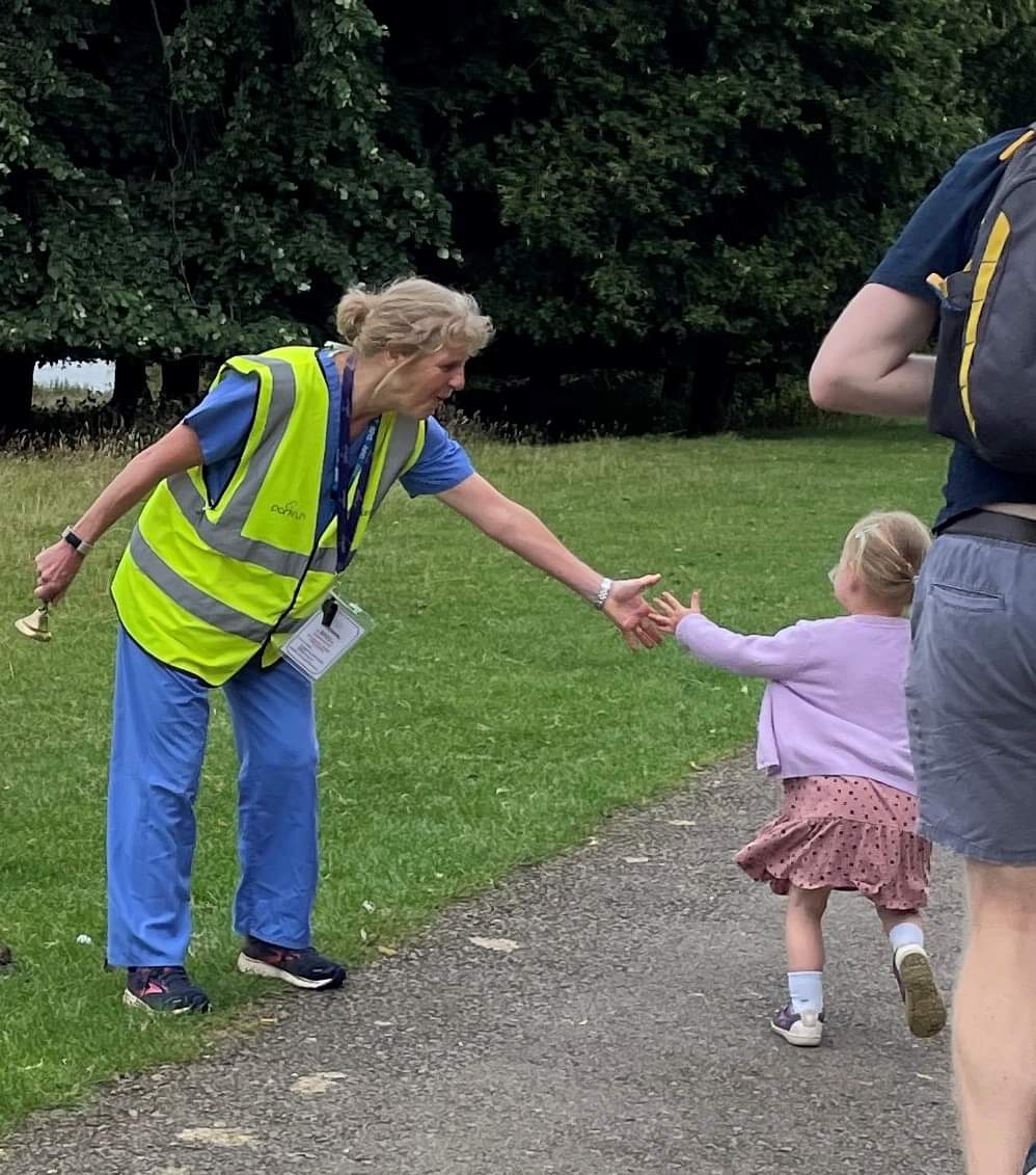 RParkrun's tweet photo. One of our local GPs volunteered in her scrubs for #NHS75parkrun. Thank you @RutStamSound @HWRutland @ActiveRutland @EmpinghamDoctor @parkrunUK @VARutland @RutWaterPark #health #keepfitkeephealthy #walk #run #doityourway https://t.co/r2HWddNbx7
