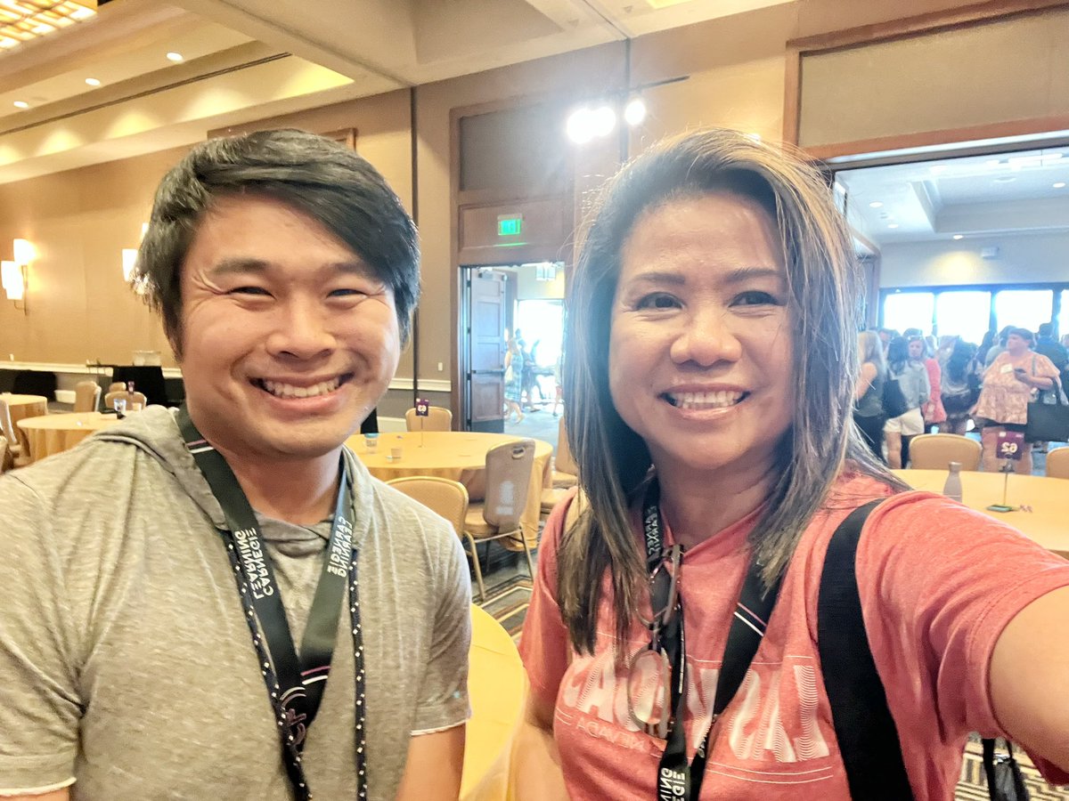 thebrowne_math's tweet image. Having a great time learning from great minds @carnegielearn #tni2023 conference! @AldineISD Got to meet one of my fave Math peeps too! @howie_hua, is a virtual teacher for #MathStream! @SandraDoria11 @TRod_Math13 @Mrssmart615 @AHoustonMath #longlivemath #TNI2023