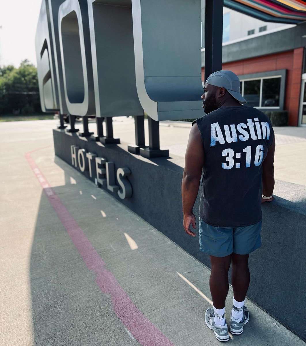 Wh0kev's tweet photo. Was puttin' others before me, I had to pick myself. https://t.co/sZ3TVlGu0o
