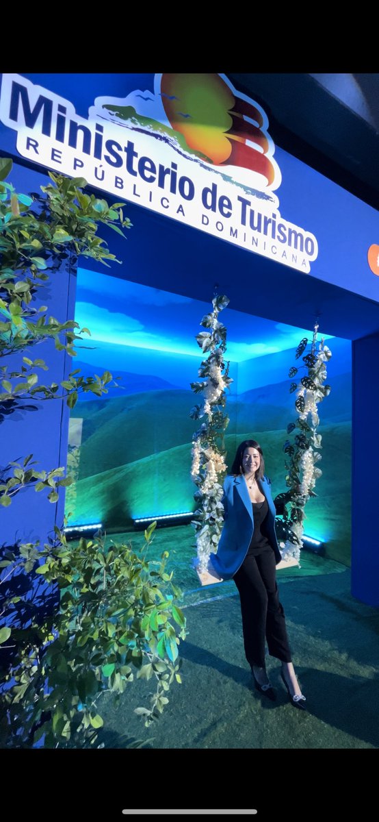 Por 1era vez en la historia, en lo que va de año, nuestro país ha recibido más de 5.3M de turistas!
Es increíble lo que podemos lograr cuando nos unimos😀!
Al paso que vamos, de aquí a Diciembre, segurito alcanzaremos la meta de los 10M. #MasAllaDeLaRecuperacion
#TurismoRD