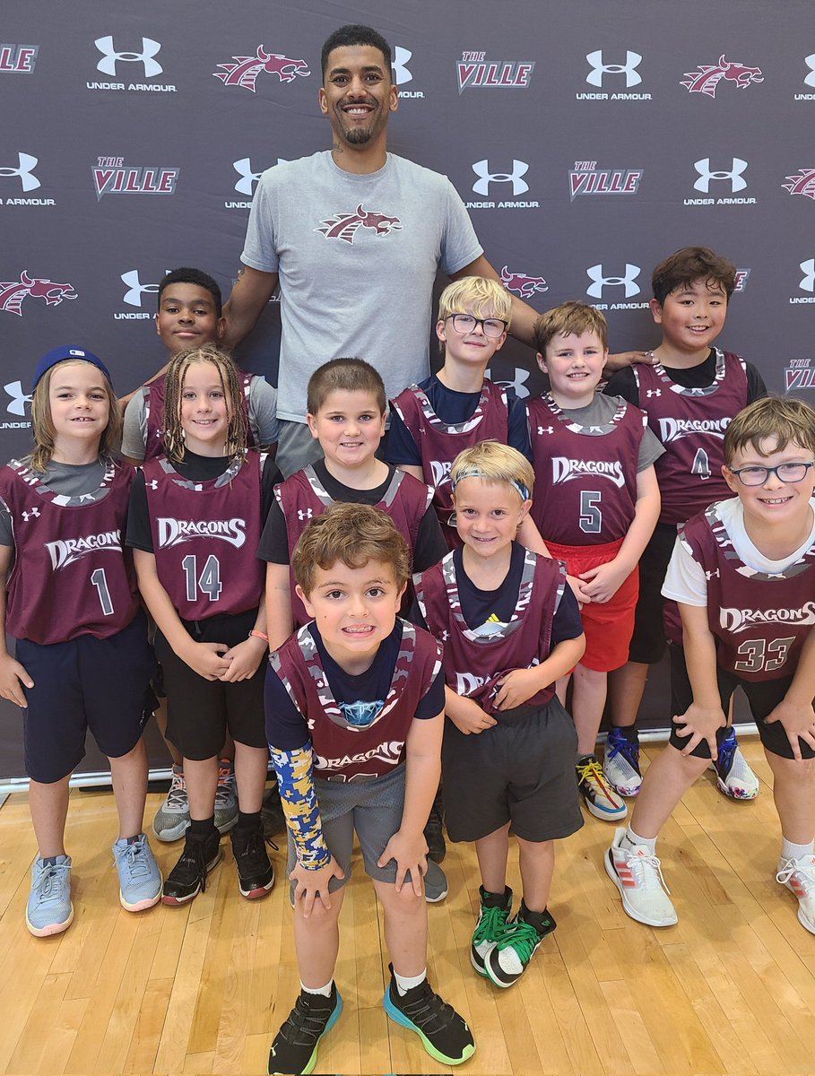 Dragons Basketball Camp Day 1 Session 1 Dragons of the Day

1st Grade
Oliver Simmons
Ryan Webb

2nd Grade
Hudson Collins
Easton Patton

3rd Grade
Ian Johnson
Ian Dougherty 

4th Grade
Rextin Jerdon
Luke Johnson

5th grade
Sean Cho
Joyce Kelly

Good work guys! https://t.co/cFnekffn3L