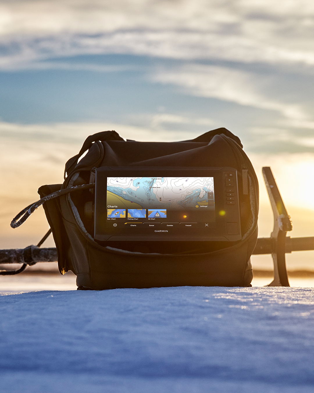 LiveScope Ice Fishing Bundle