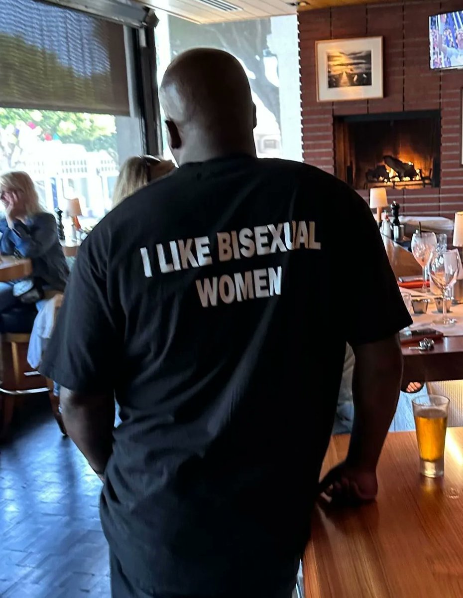 shirtsthtgohard's tweet photo. https://t.co/7fUPZVhCq7